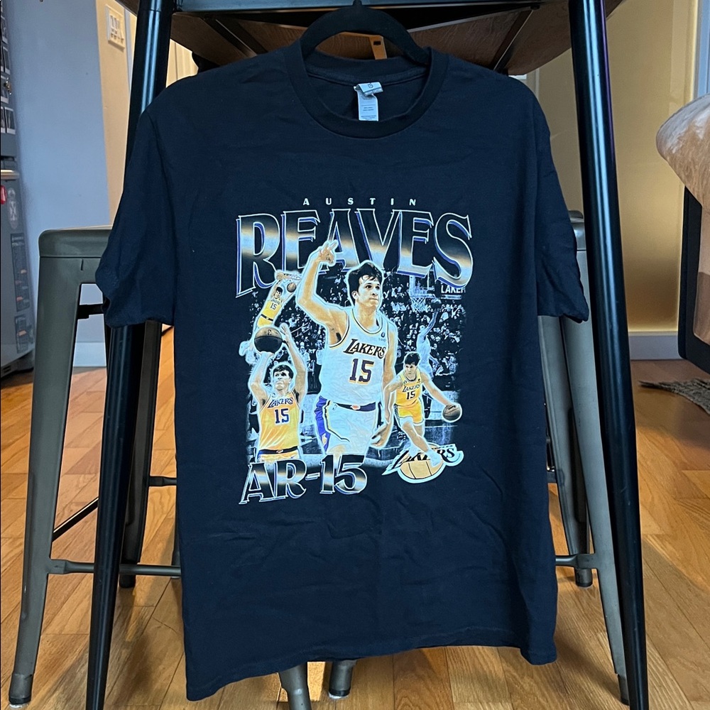 Los Angeles Lakers Austin Reaves “AR-15” Bootleg Tee